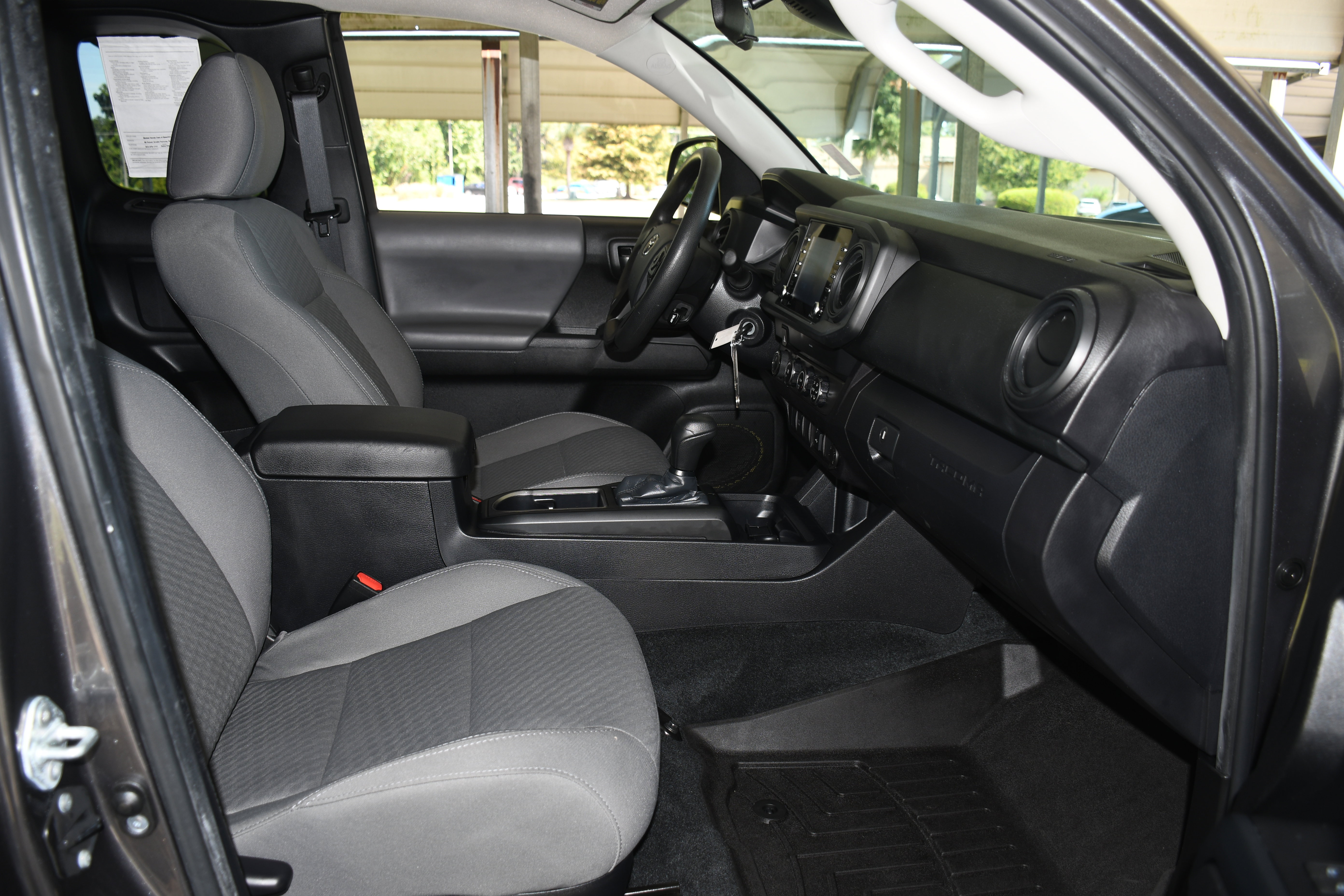 Used 2023 Toyota Tacoma SR image 17