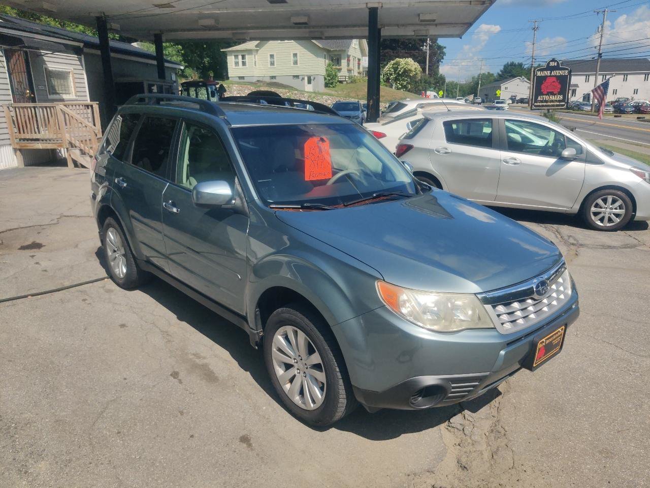 Used 2013 Subaru Forester 2.5X Premium w/ All-Weather Pkg AWD/4WD image 8