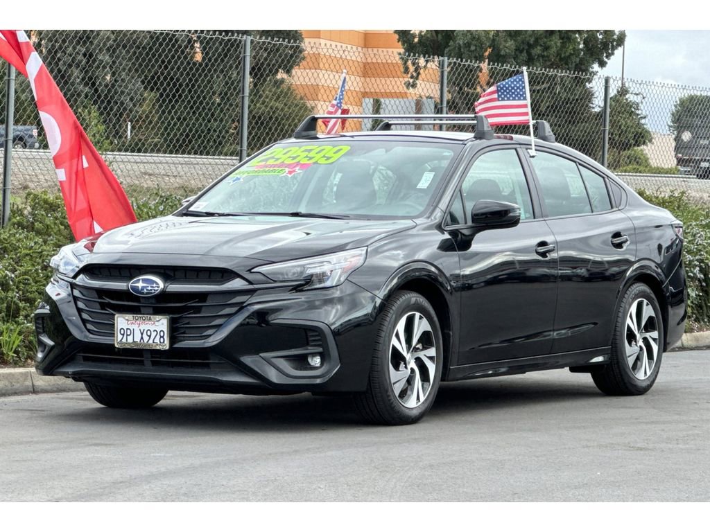 Used 2025 Subaru Legacy Premium image 8