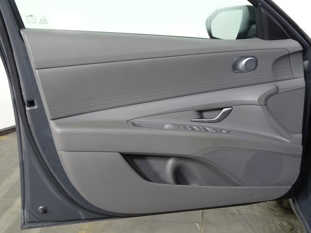 Used 2024 Hyundai Elantra SEL image 16