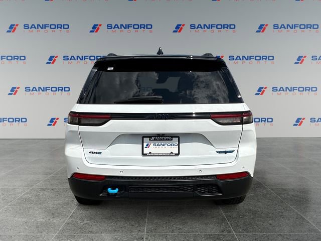 Used 2022 Jeep Grand Cherokee Trailhawk image 4