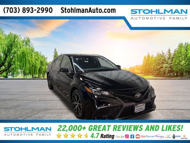 Used 2024 Toyota Camry SE w/ Blackout Package (TMS) image 1