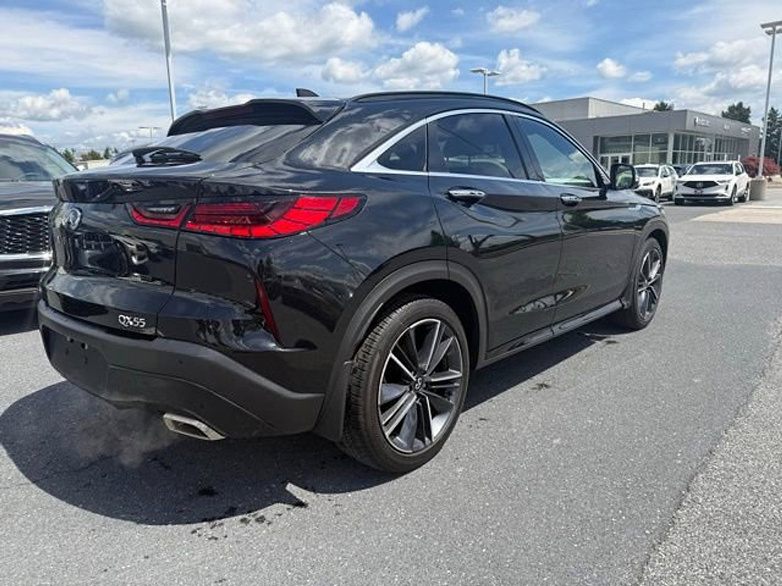 Used 2023 INFINITI QX55 Sensory w/ Lighting Package AWD/4WD image 13