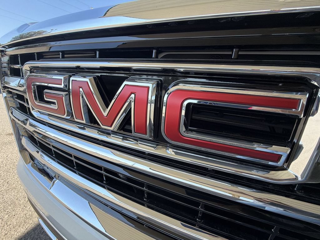New 2026 GMC Yukon XL Elevation AWD/4WD image 39
