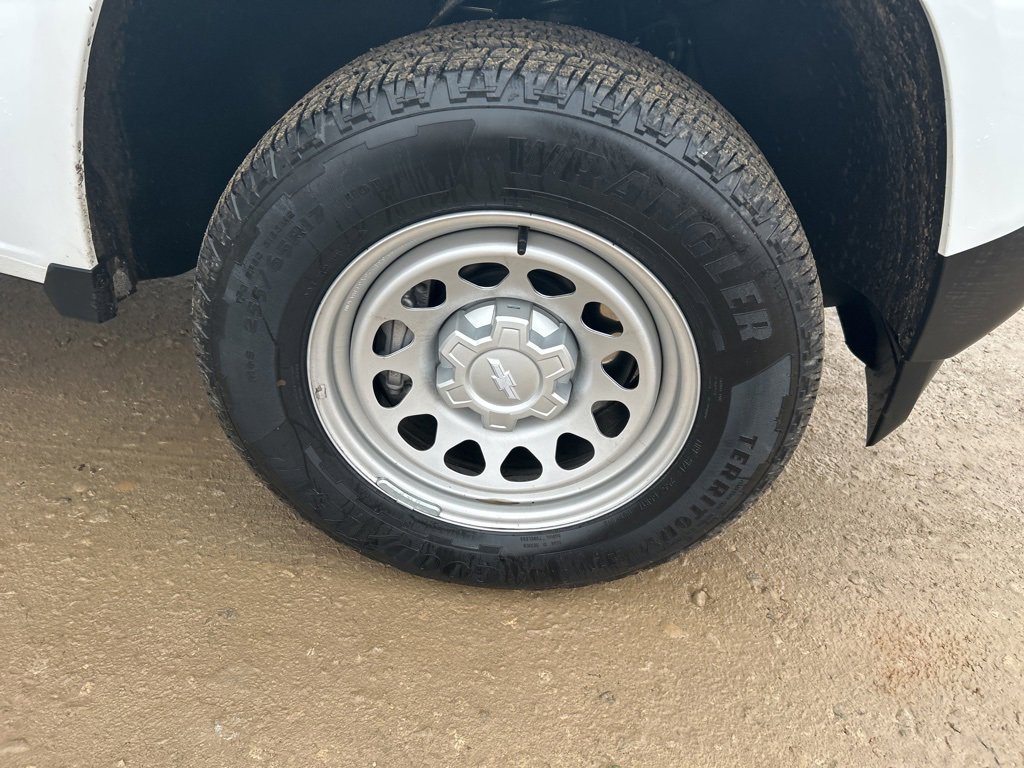 Used 2025 Chevrolet Colorado W/T image 30