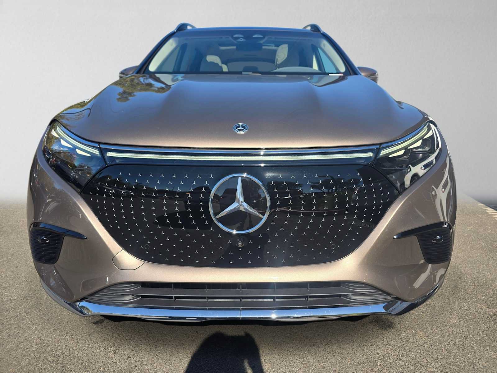 New 2027 Mercedes-Benz EQS 400 4MATIC SUV image 8