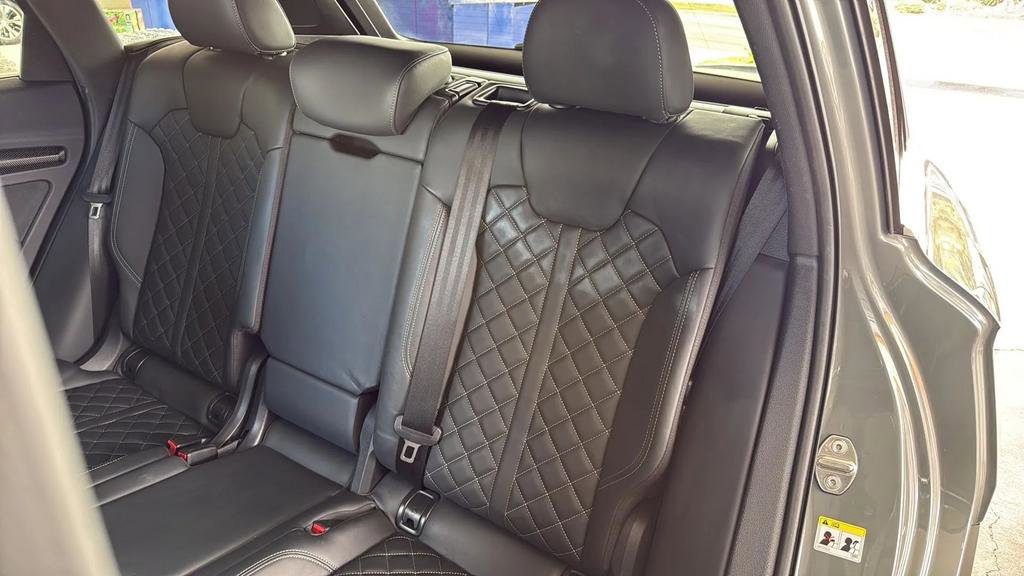 Used 2021 Audi SQ5 Premium Plus w/ Premium Plus Package image 41
