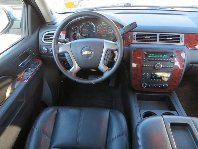 Used 2013 Chevrolet Avalanche LT w/ All-Star Edition image 14