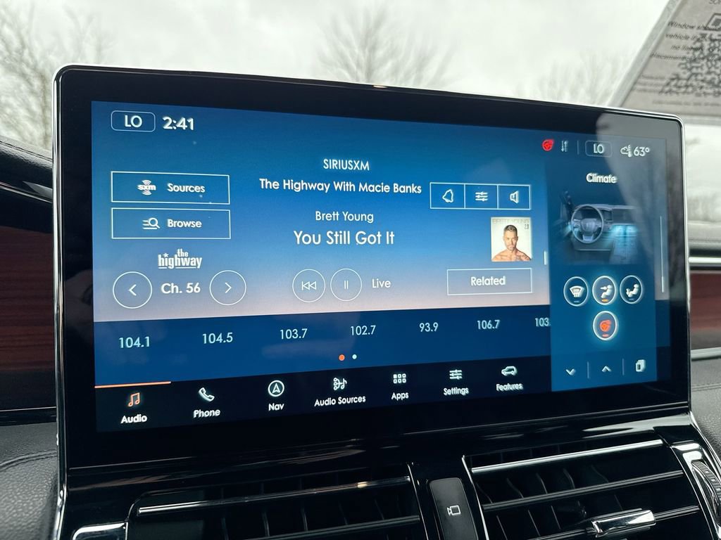 Used 2024 Lincoln Navigator Reserve image 13