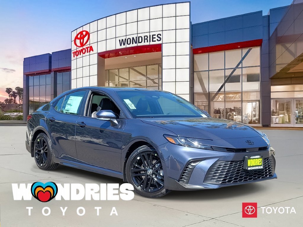 New 2026 Toyota Camry SE w/ Multimedia Upgrade Package FWD 360° Tour