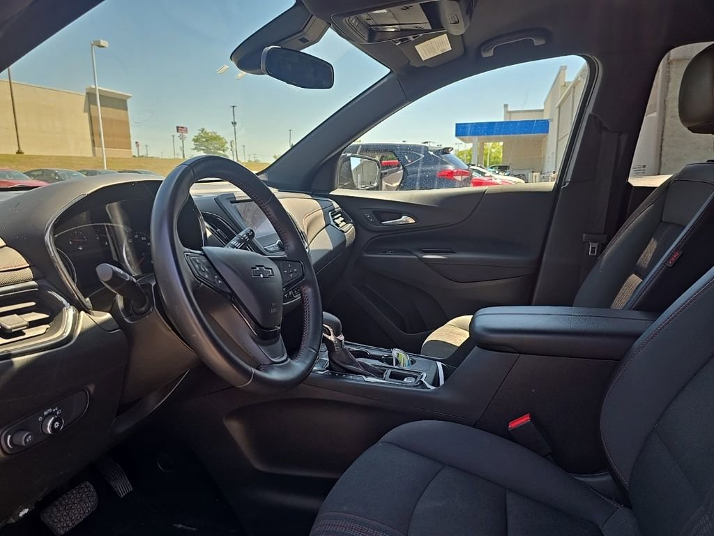 Used 2022 Chevrolet Equinox RS AWD/4WD image 9