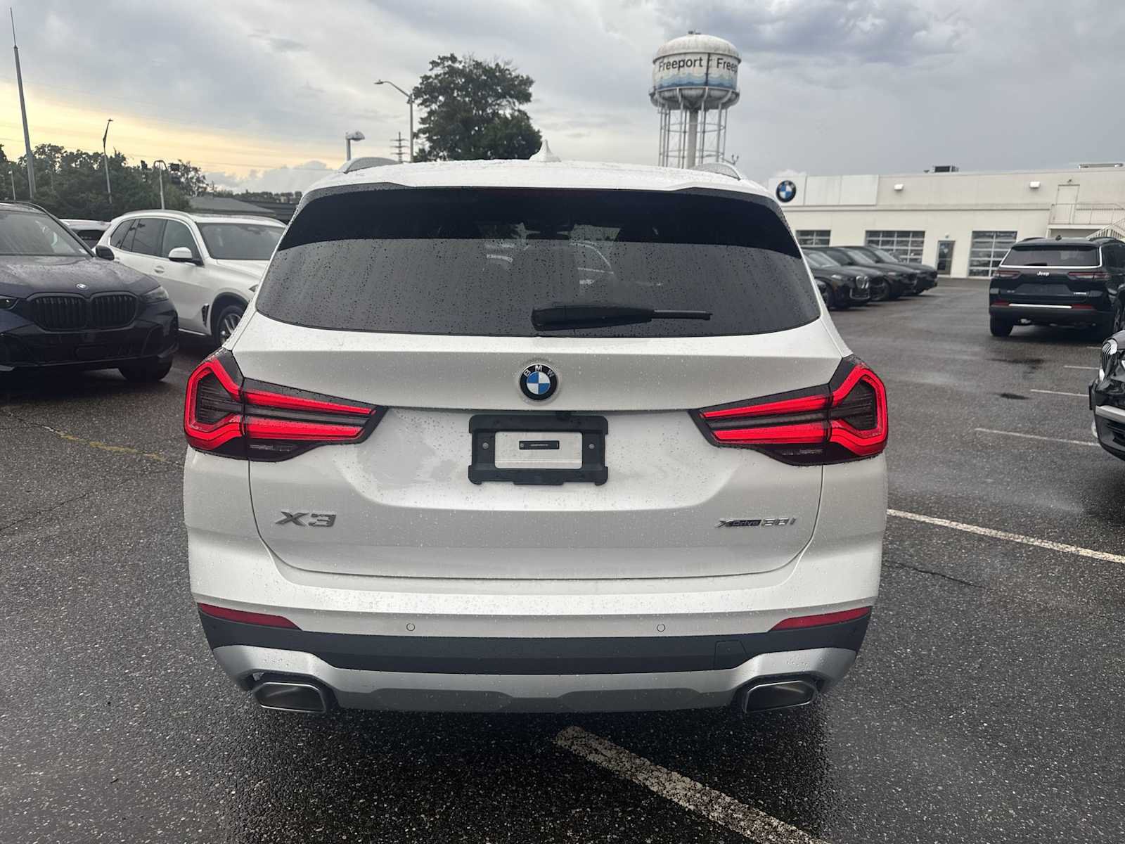 Used 2024 BMW X3 xDrive30i w/ Convenience Package AWD/4WD image 7