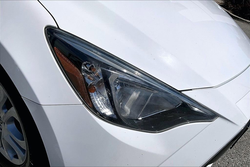 Used 2018 Toyota Yaris iA FWD image 32