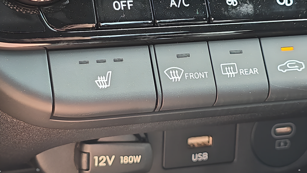 New 2026 Hyundai Elantra SEL Sport Premium FWD image 31