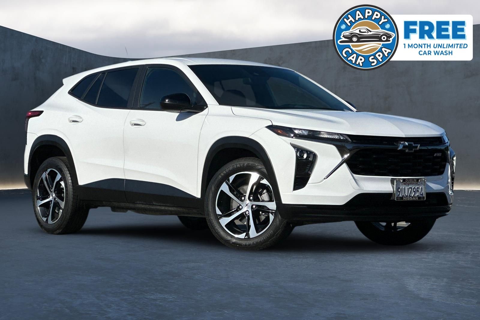 Used 2025 Chevrolet Trax RS image 1