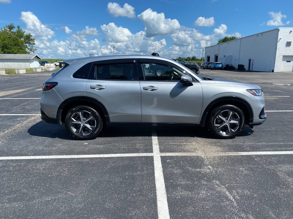 Used 2024 Honda HR-V EX-L image 8