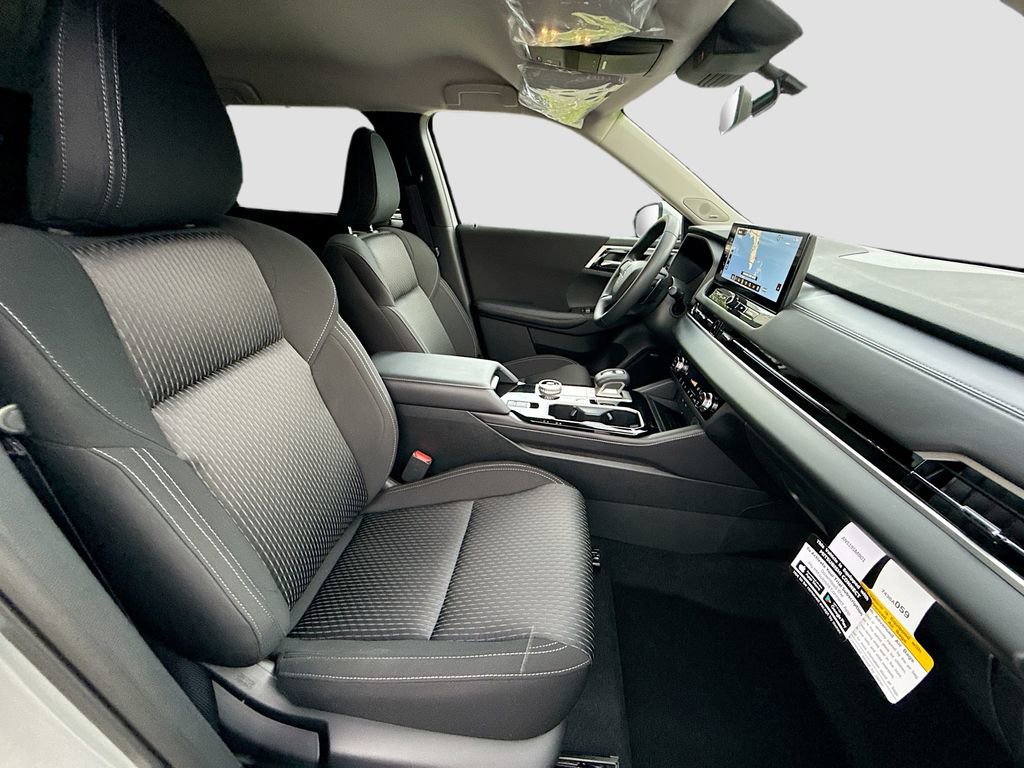 New 2026 Mitsubishi Outlander ES image 28