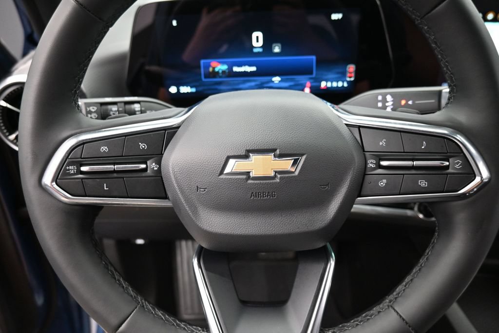 Used 2025 Chevrolet Equinox LT FWD image 8