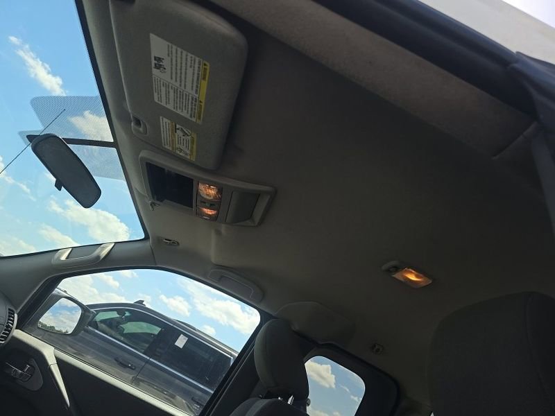 Used 2019 Nissan Frontier S RWD image 14