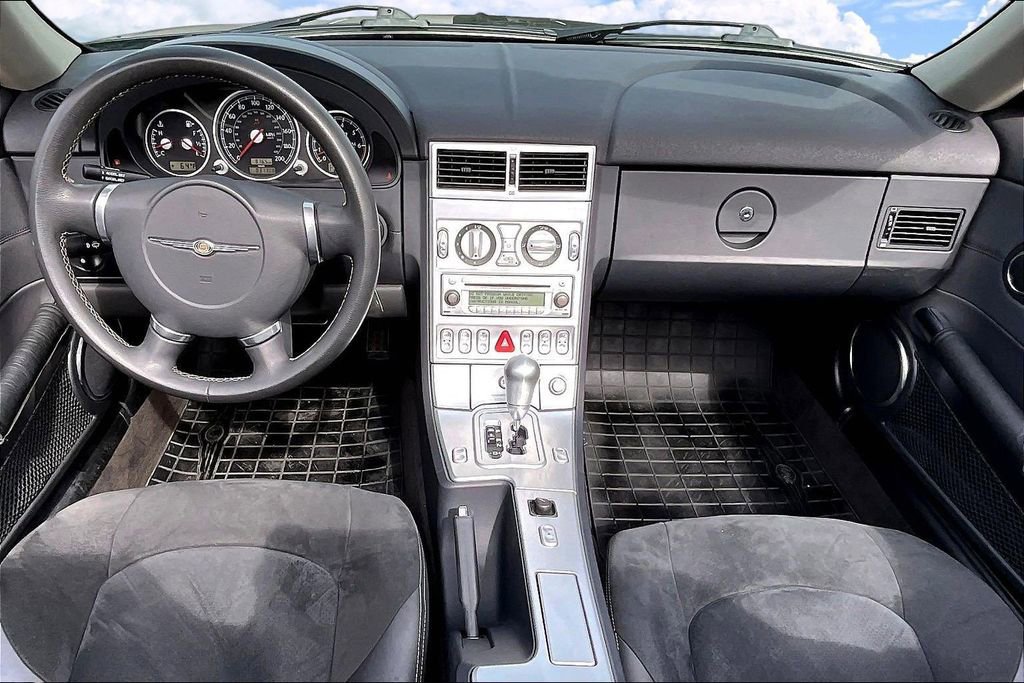 Used 2005 Chrysler Crossfire SRT-6 image 9
