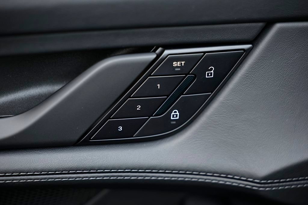 New 2026 Porsche Taycan AWD/4WD image 19