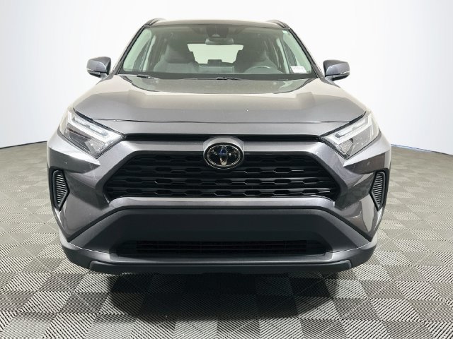 Used 2024 Toyota RAV4 XLE FWD image 3