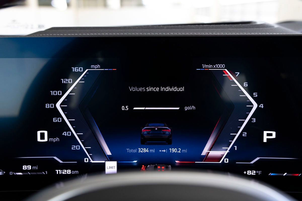 Certified 2025 BMW M440i Convertible w/ Premium Package RWD image 13