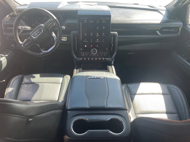 Certified 2025 GMC Yukon XL AT4 w/ LPO, Floor Liner Package AWD/4WD image 24