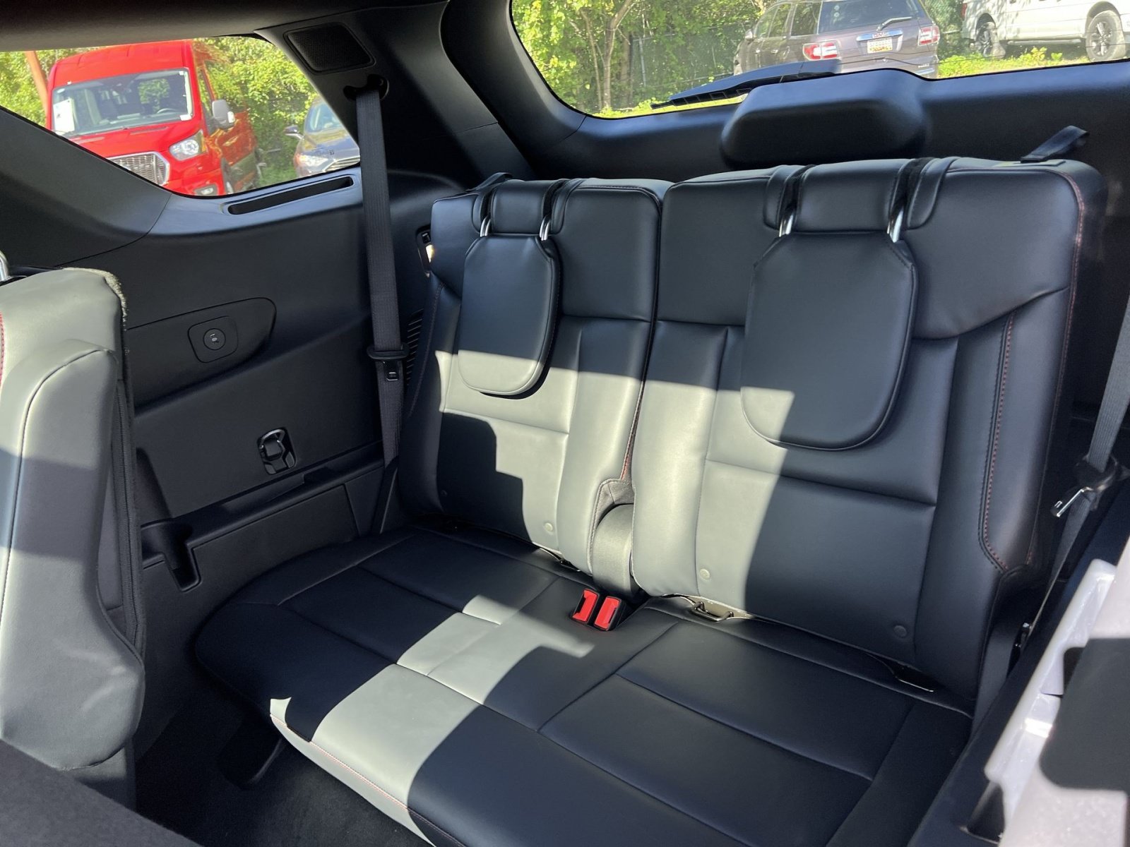 New 2027 Ford Explorer ST-Line w/ Premium Package AWD/4WD image 26