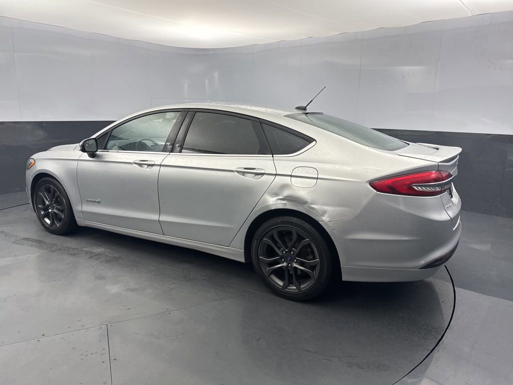 Used 2018 Ford Fusion SE w/ Equipment Group 601A image 3