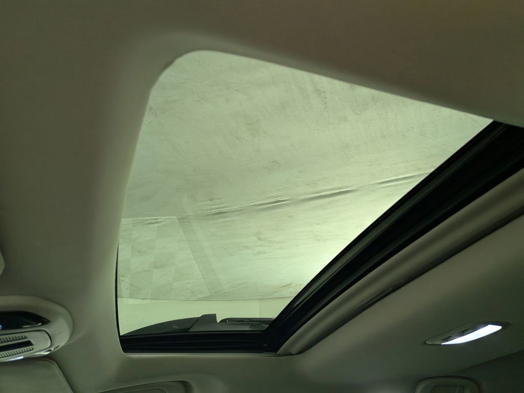 Used 2025 Subaru Outback Premium image 28