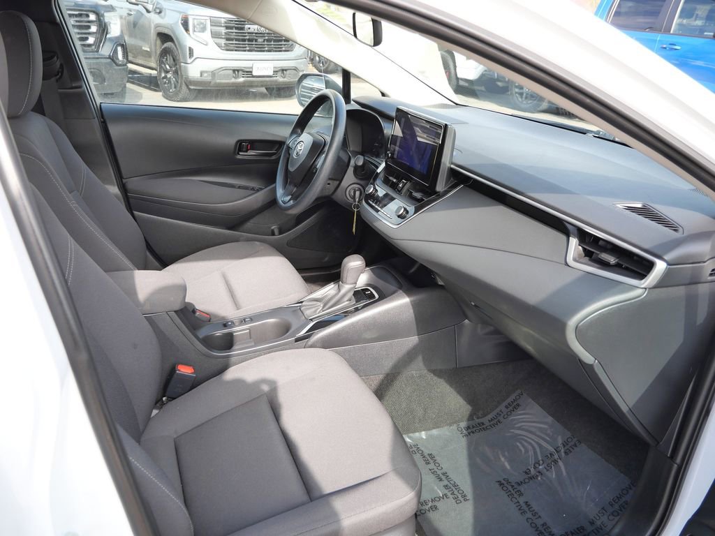 Used 2024 Toyota Corolla LE image 14