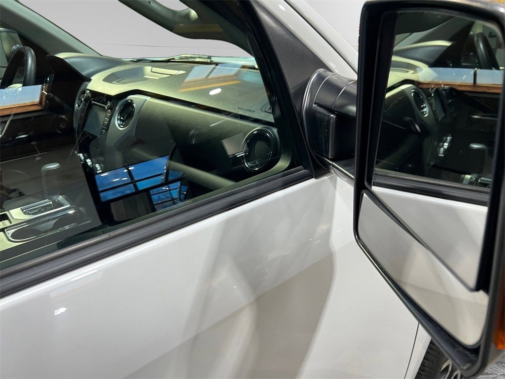 Used 2016 Toyota Tundra SR5 image 12