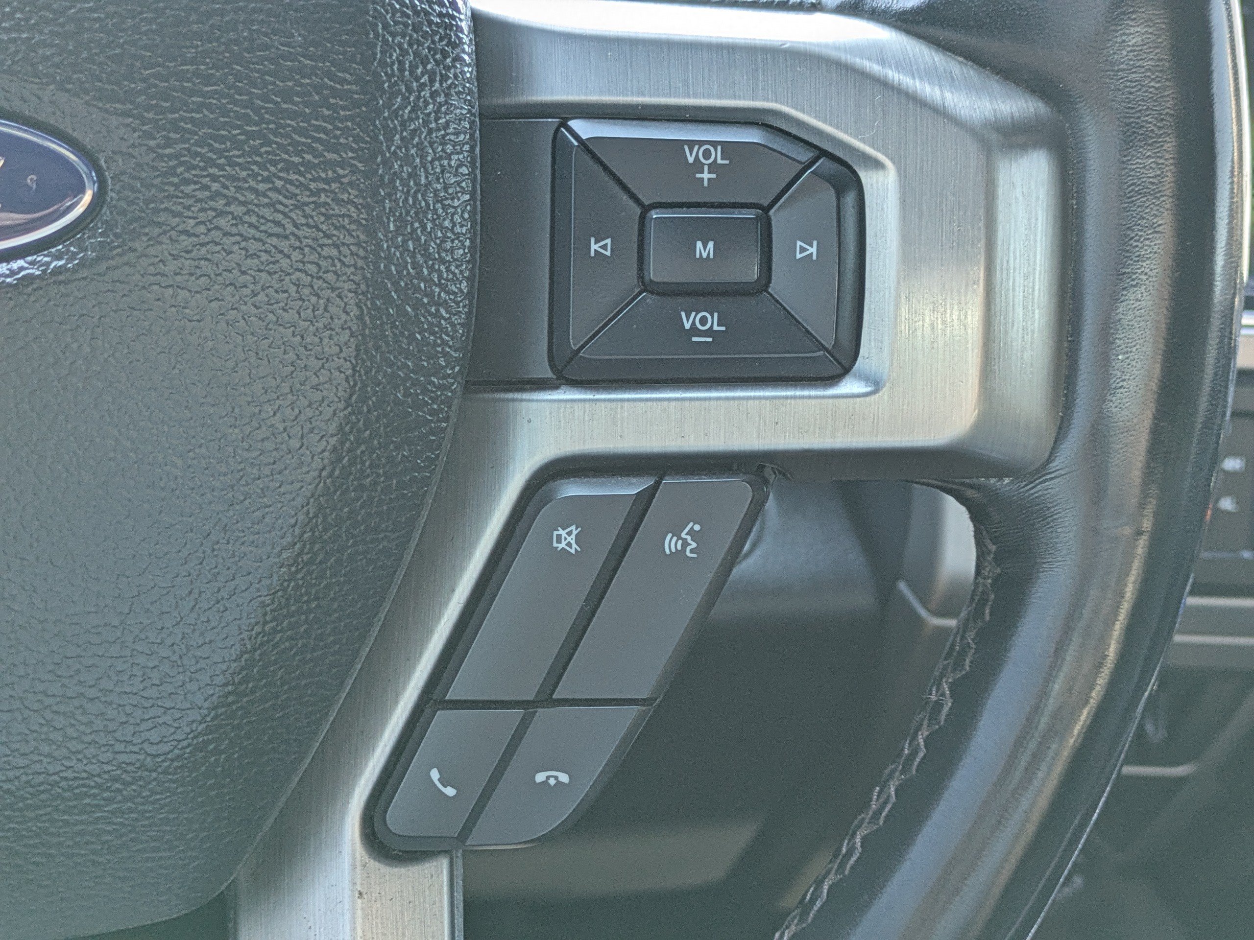 Used 2022 Ford F350 Platinum AWD/4WD image 24