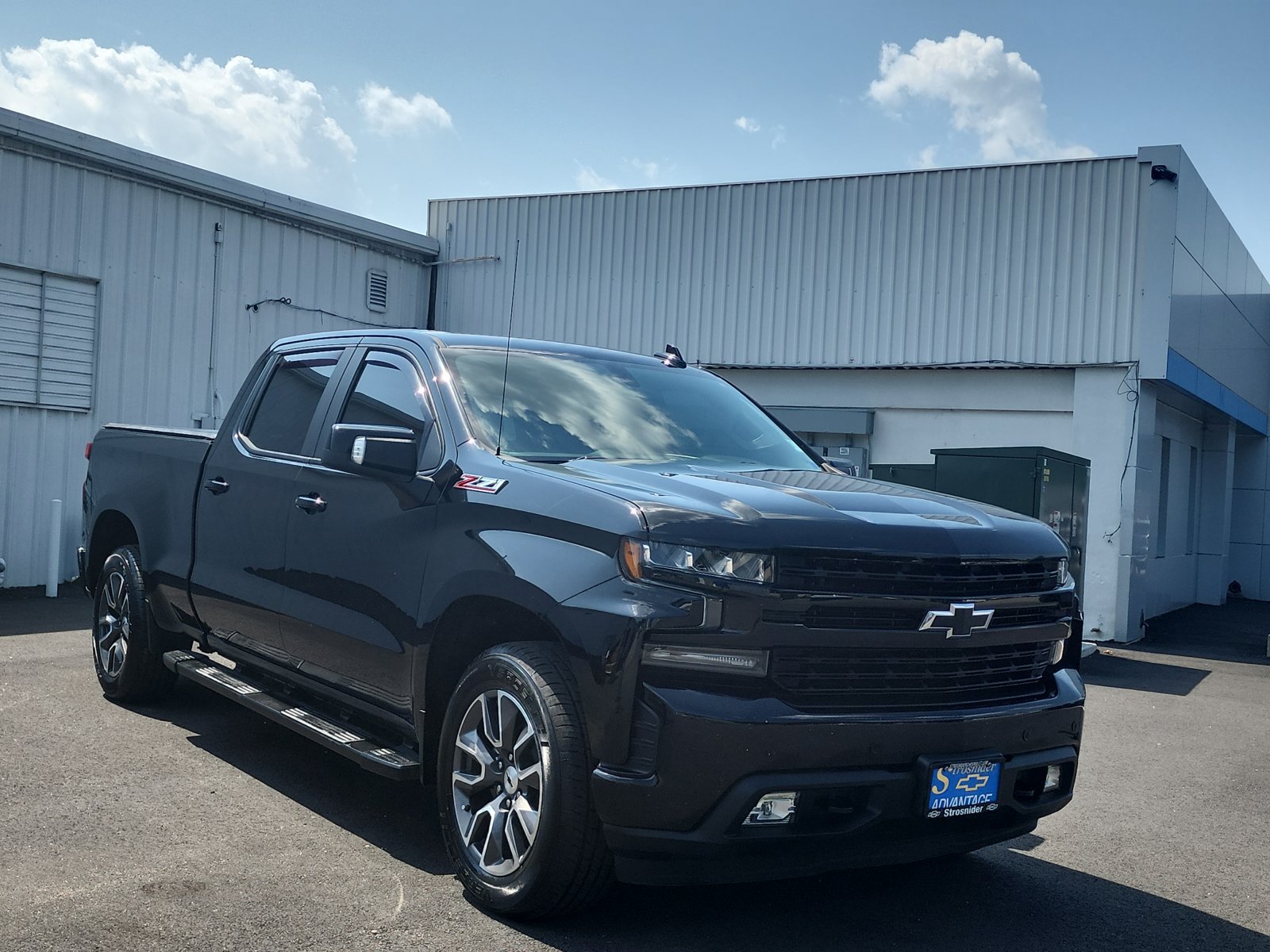 Used 2020 Chevrolet Silverado 1500 RST AWD/4WD image 7