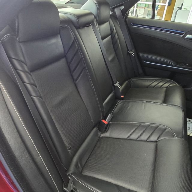 Used 2023 Chrysler 300 C RWD image 19