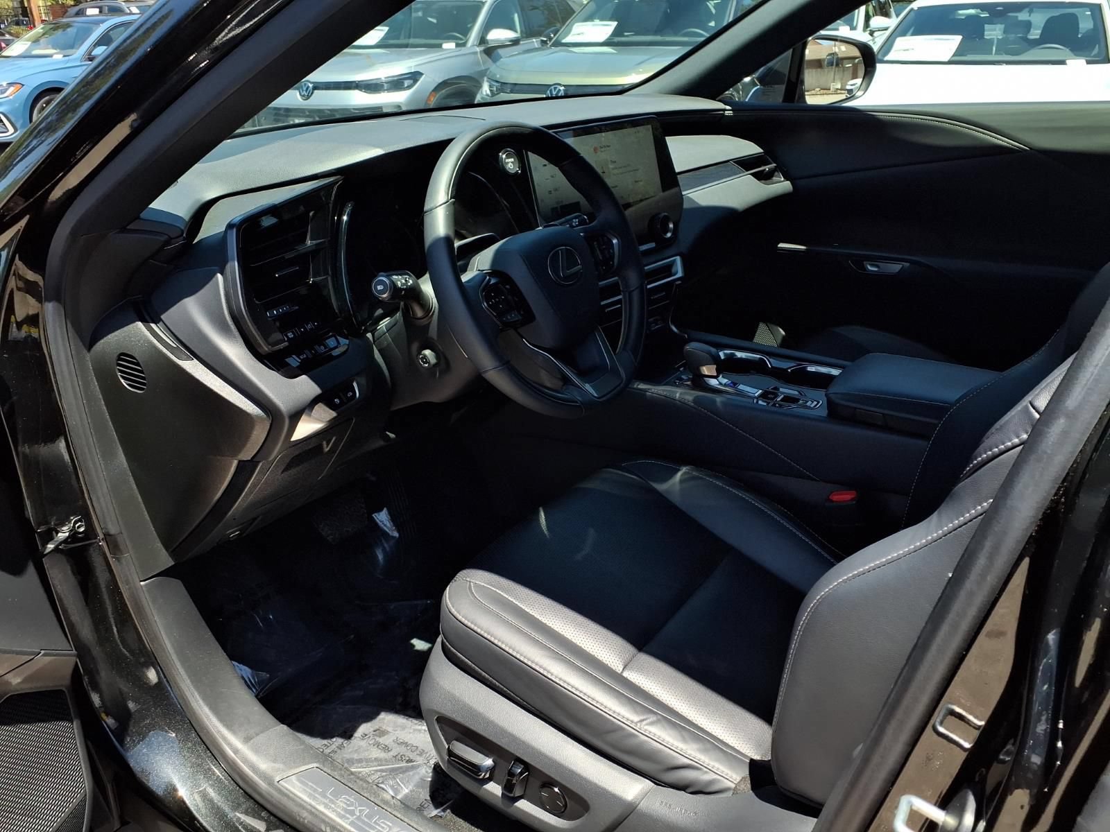 Used 2023 Lexus RX 350 w/ Cold Area Package AWD/4WD image 16