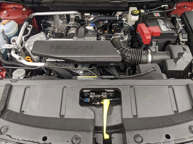 Used 2025 Nissan Rogue S image 15