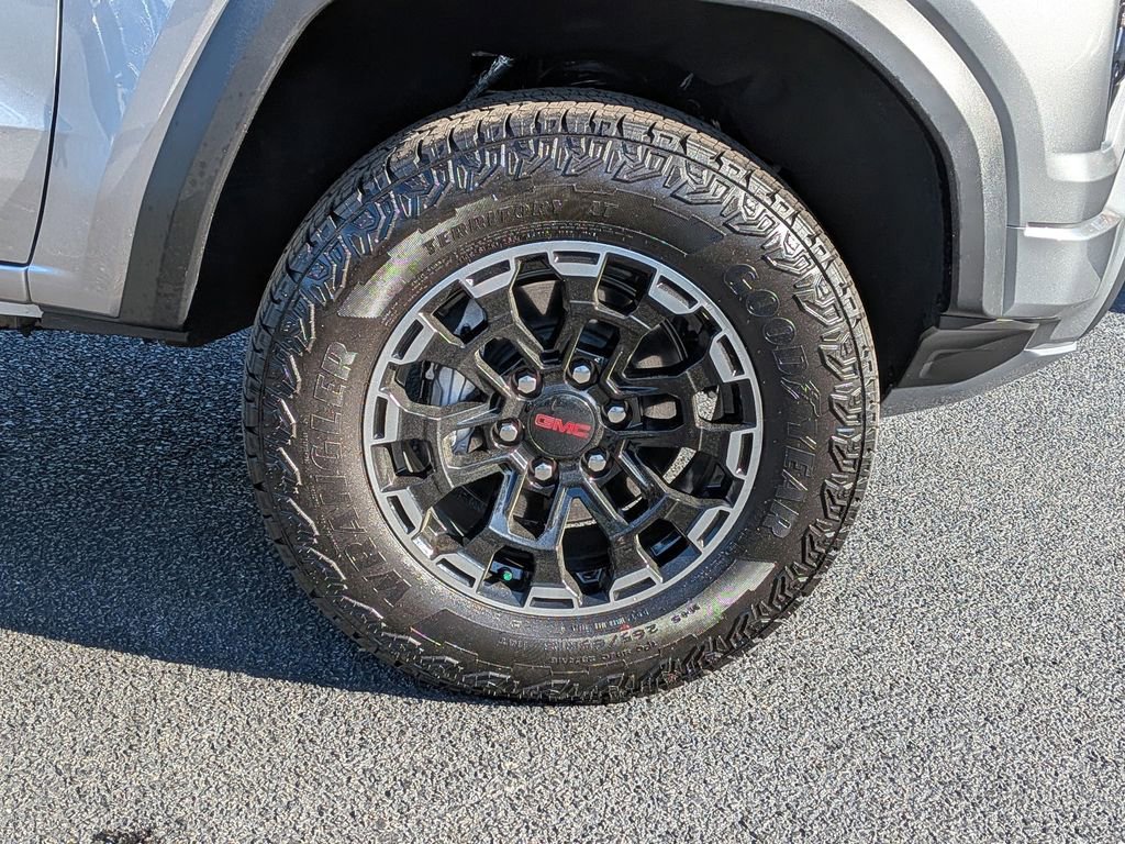 New 2026 GMC Canyon AT4 image 11