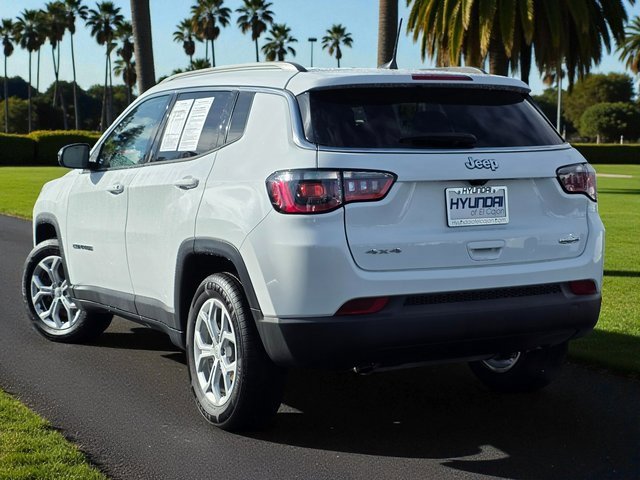 Used 2024 Jeep Compass Latitude image 7