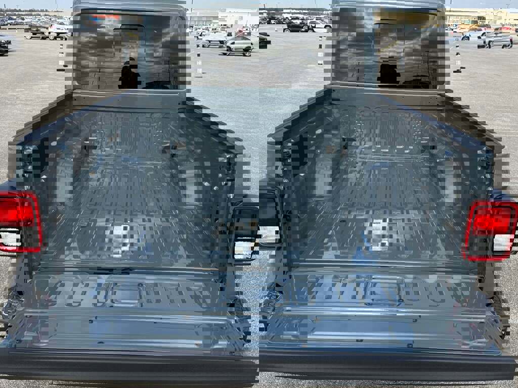 New 2026 Jeep Gladiator Sport image 25