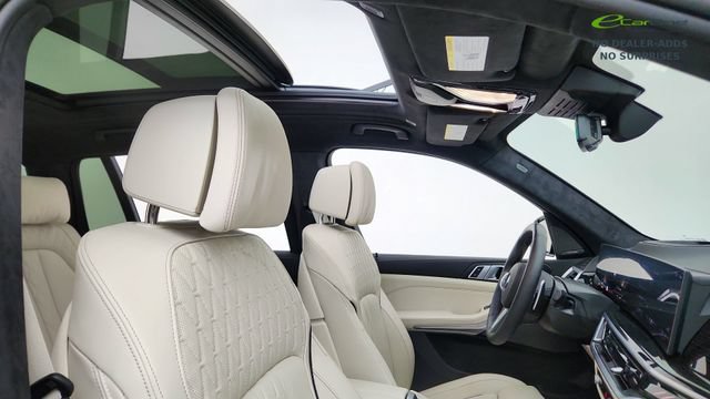 Used 2026 BMW X7 M60i AWD/4WD image 20
