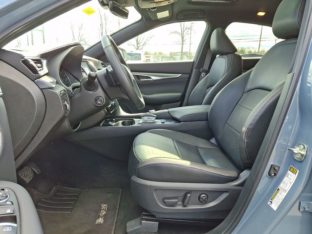 Used 2025 INFINITI QX55 Essential image 13