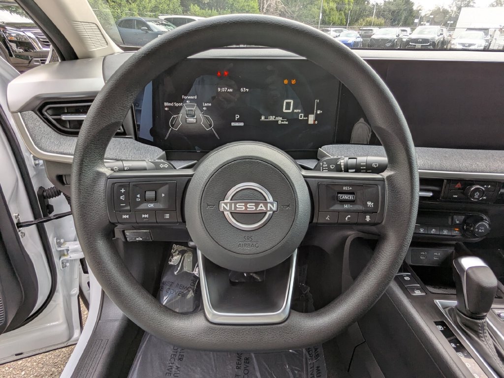 New 2026 Nissan Kicks SV w/ Cold Weather Package FWD image 15