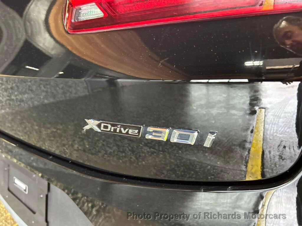 Used 2023 BMW X4 xDrive30i AWD/4WD image 10