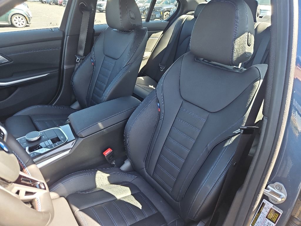 Certified 2025 BMW M340i xDrive AWD/4WD image 8