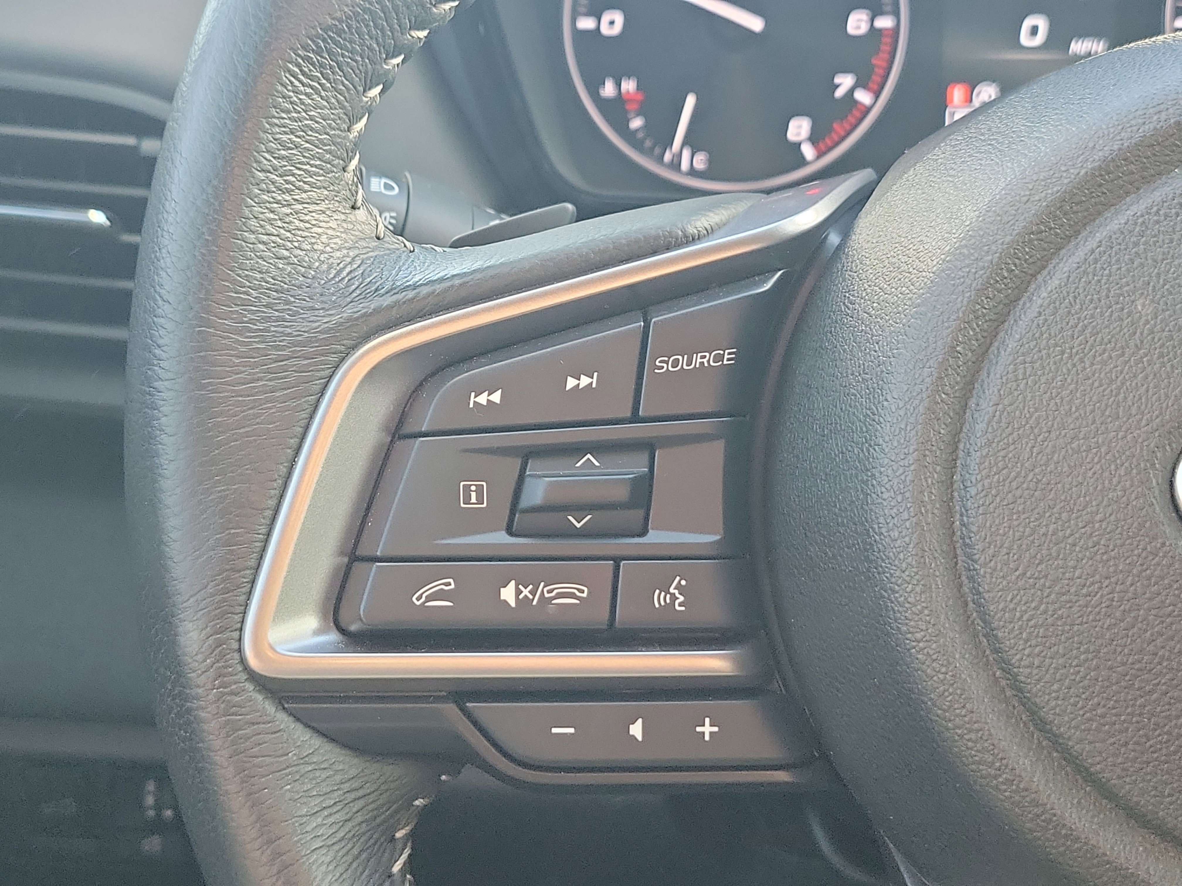 Certified 2025 Subaru Outback Premium w/ Popular Package #1A image 21