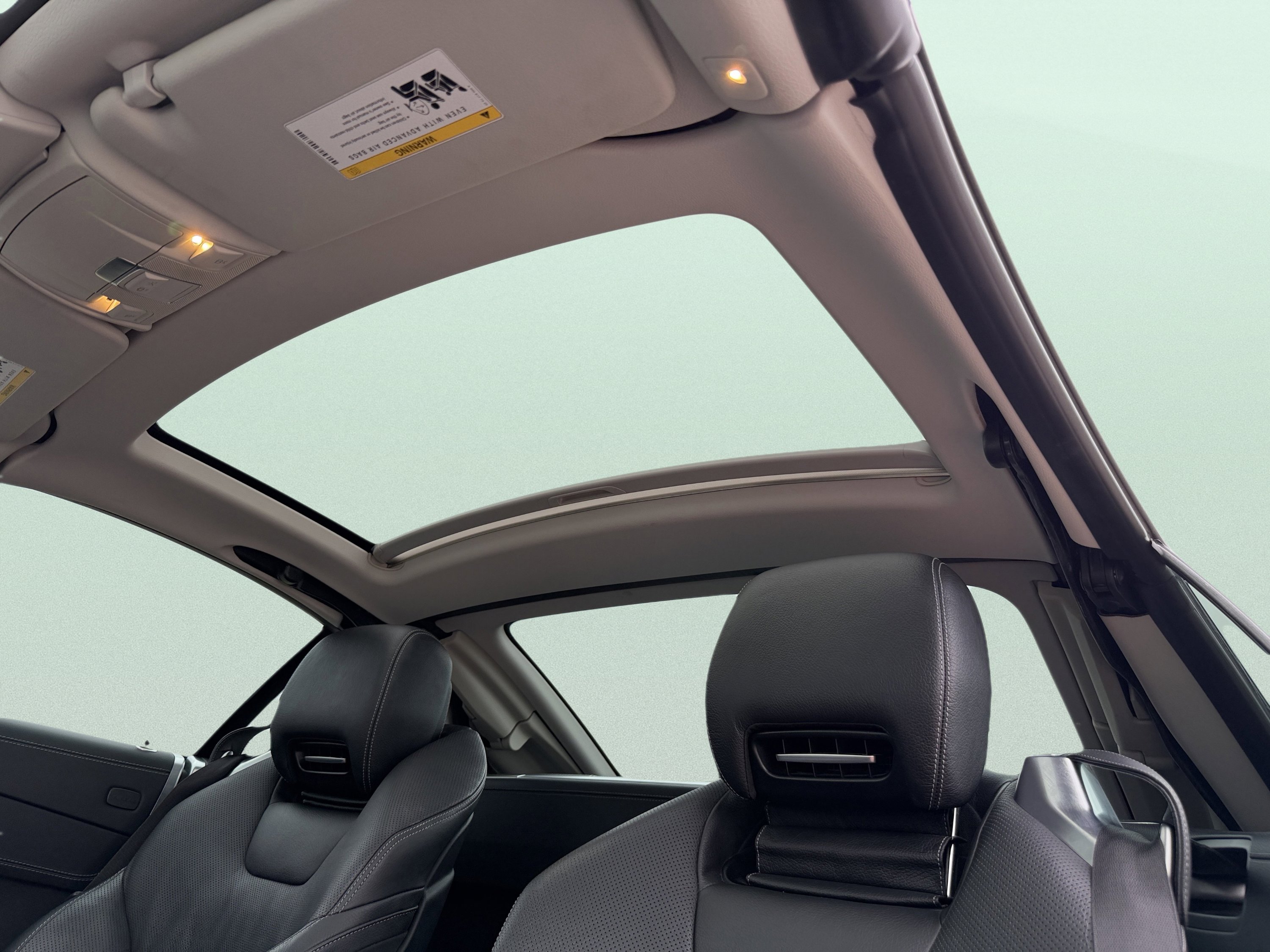 Used 2016 Mercedes-Benz SL 400 image 32