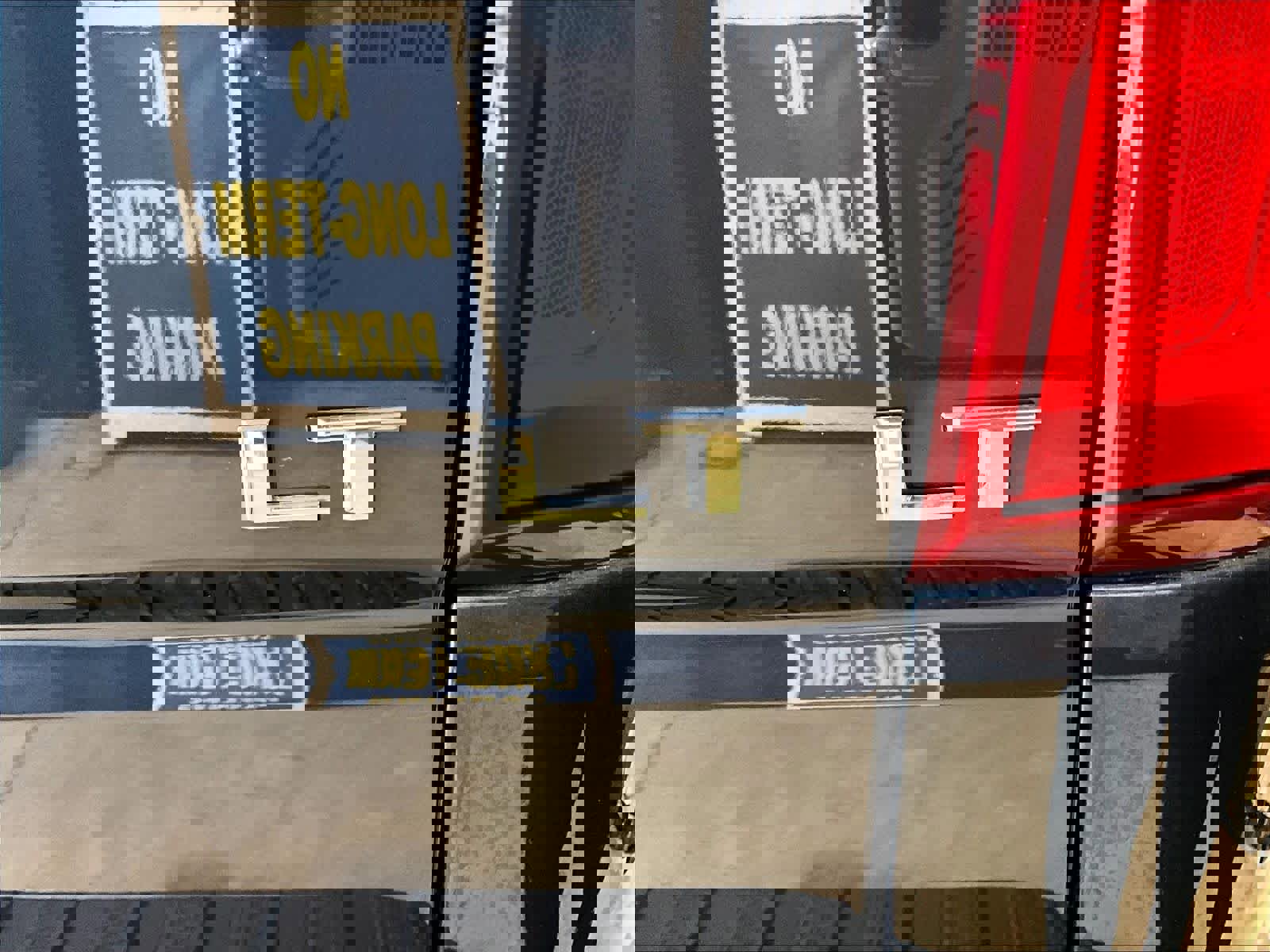 Used 2020 Chevrolet Silverado 1500 LT Trail Boss AWD/4WD image 29