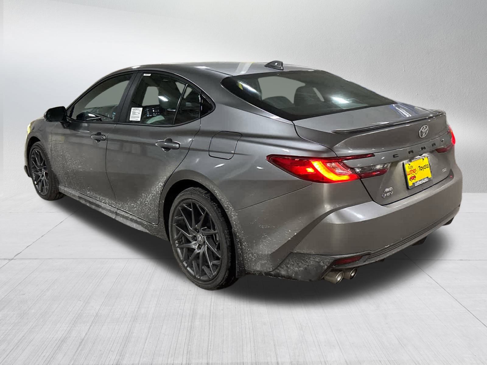 Certified 2025 Toyota Camry SE image 4